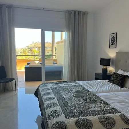 Luxury Elviria Hills - Stunning Views Apartmán *
