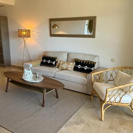 Luxury Elviria Hills - Stunning Views