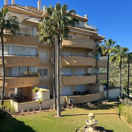 Daire Luxury Elviria Hills - Stunning Views Marbella