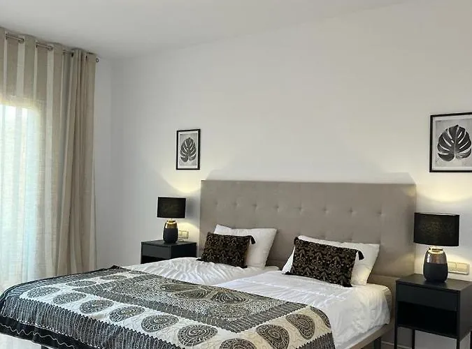 Apartment Luxury Elviria Hills - Stunning Views Marbella